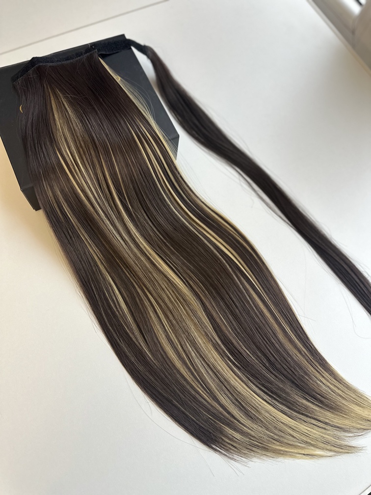 Coada de Par cu scai Ondulata Balayage #4/#24 - Extensii de par București